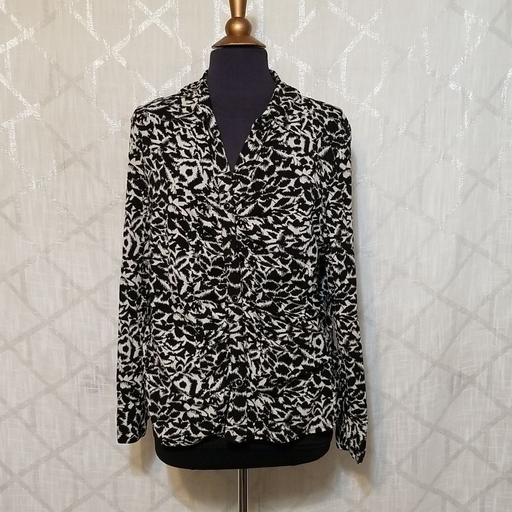 Style & Co Top Womens Size 1X Black White Long Sleeve Stretch Button Up